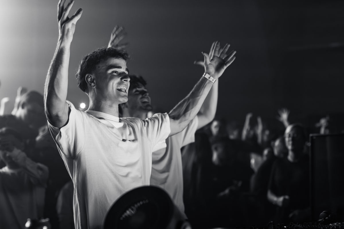 Loading... just a sec